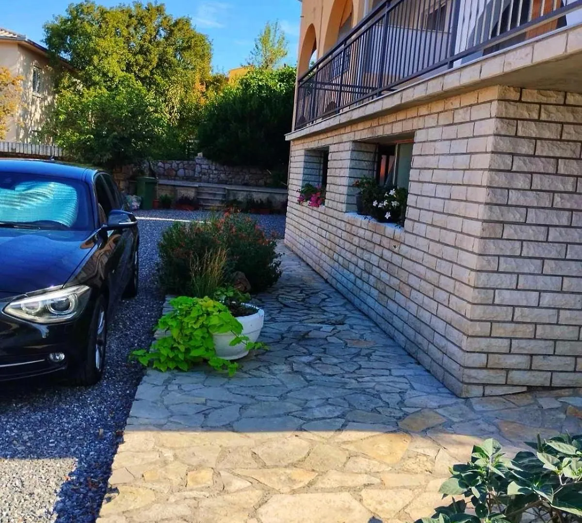 Apartment Dream In Green Klenovica